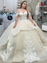 Exquisite Off-Shoulder Ball Gown with Lace Applique & Tiered Tulle Ruffles Quinceanera & Formal Evening Gown for Sweet 16